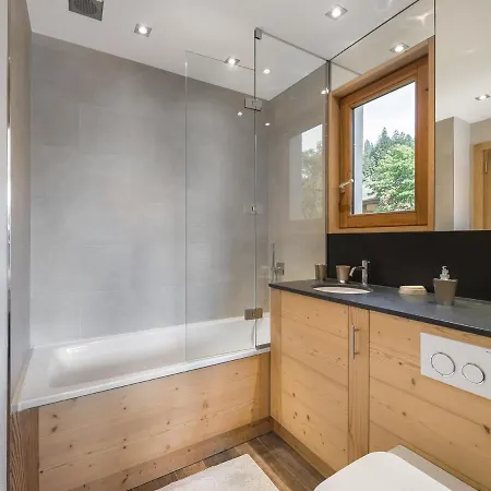 Renove 2 A Centre Avec Balcon - Fr-1-453-66 Appartement